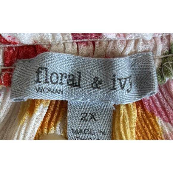 Floral And Ivy Floral Gathered V-neckline Colorful Flowy Babydoll Top Size 2X - Picture 6 of 10